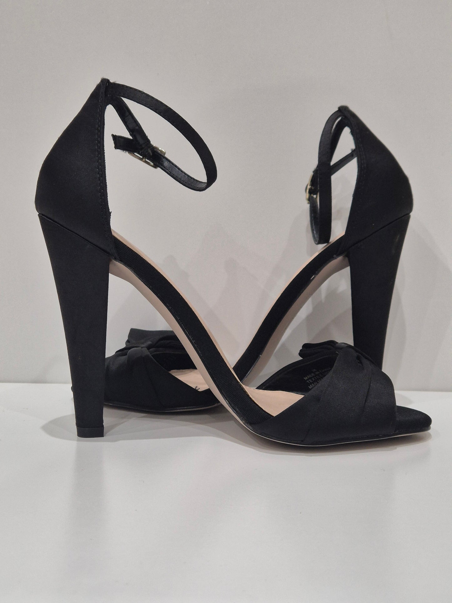 Carvella designer heel
