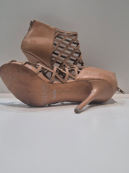 Kensie bold heel