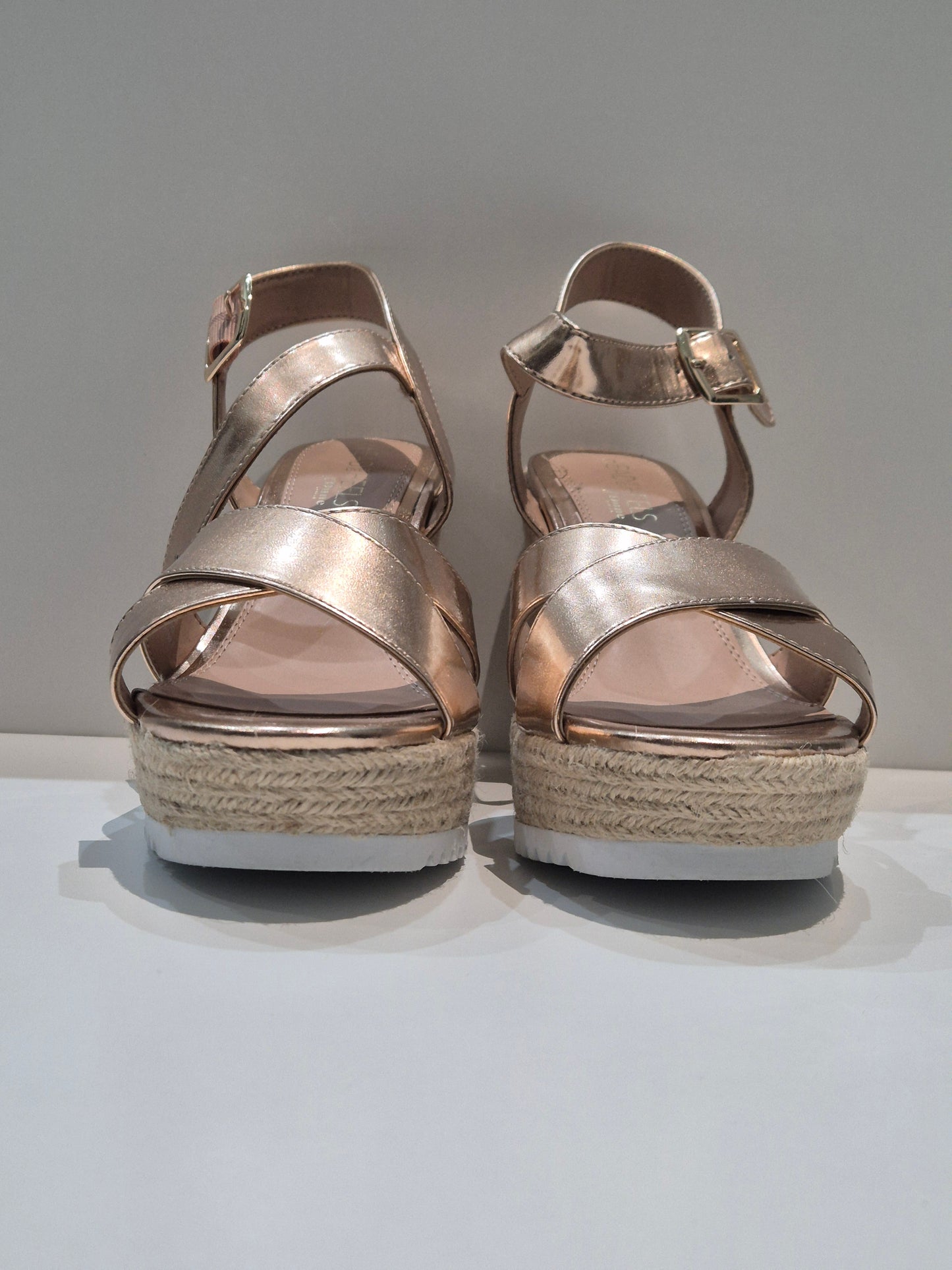 Dune- Head over heels