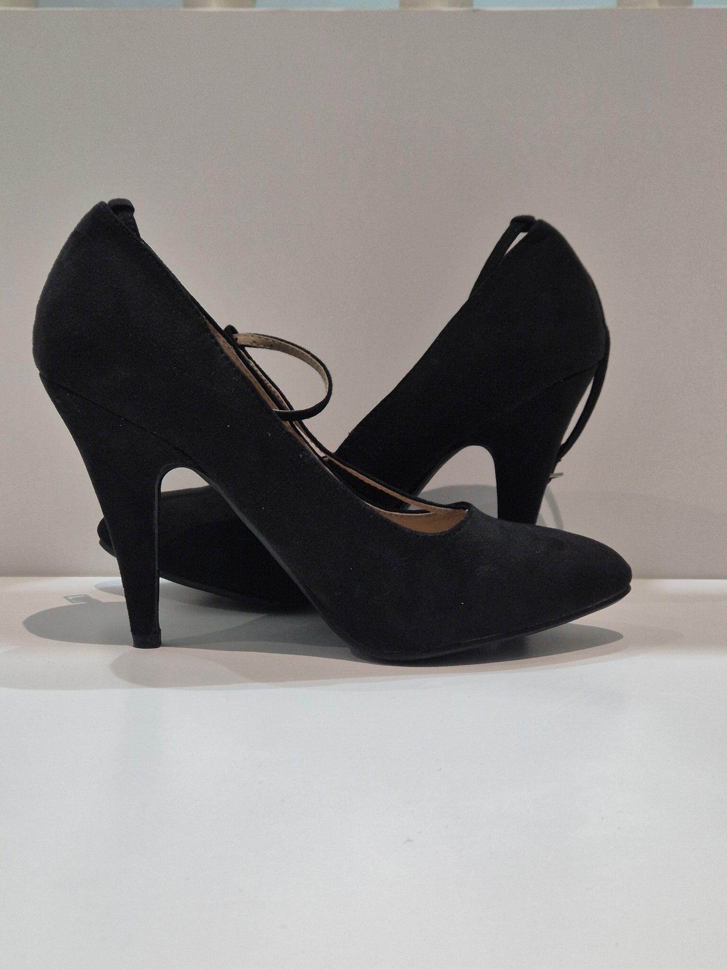 Jumex classic heel