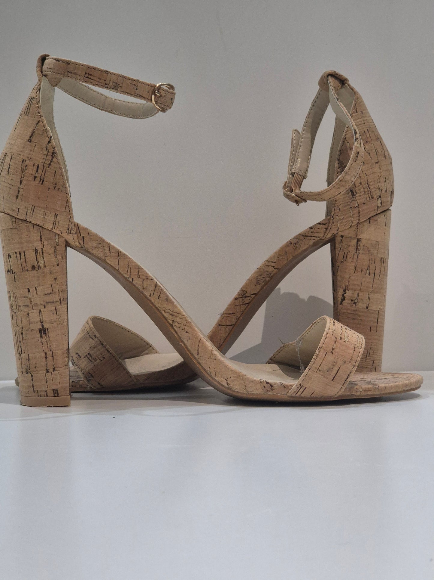 Glamarous block heel