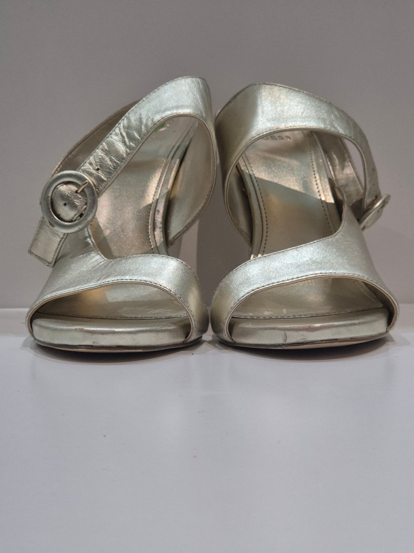 Guess designer heel