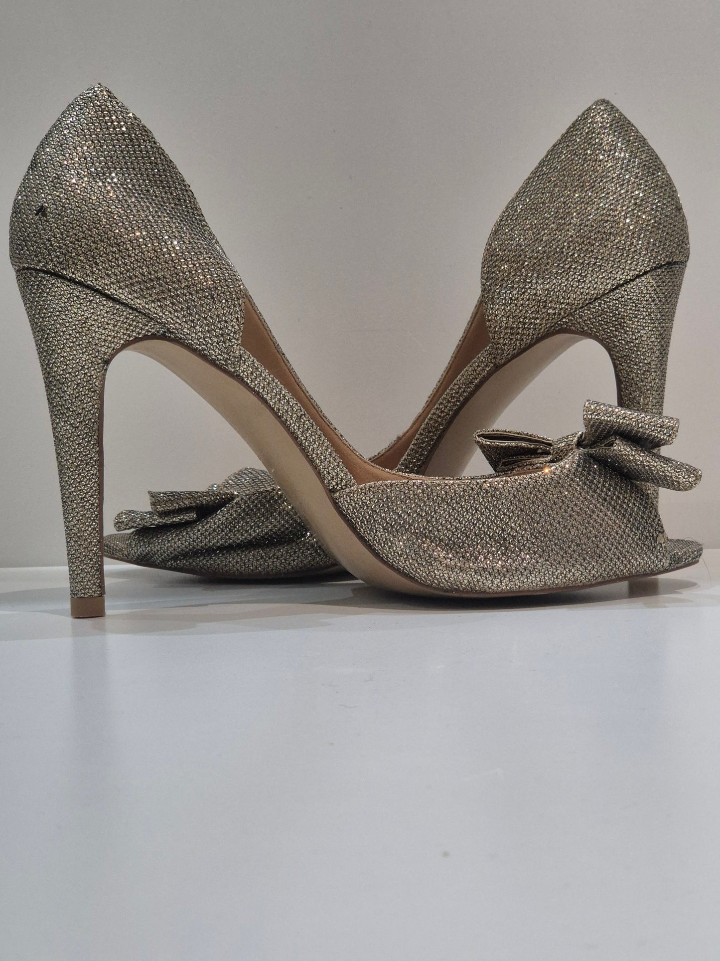 Dune head over heels bold heel