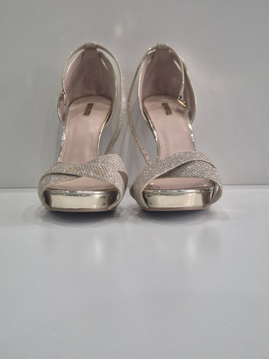 Carvella designer heel