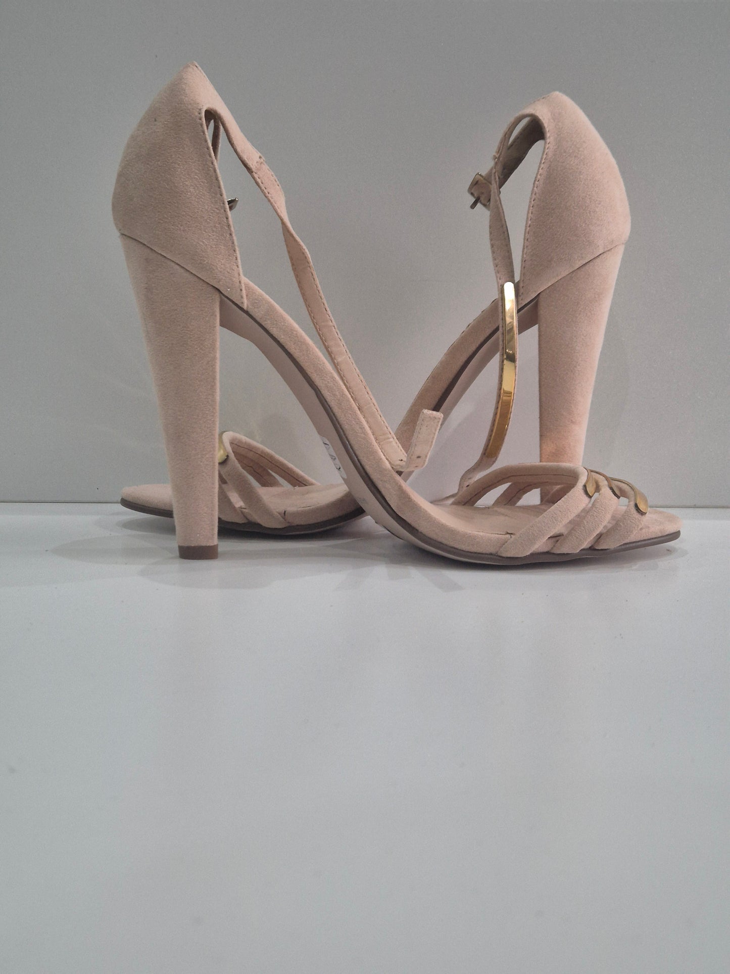Carvella designer heel
