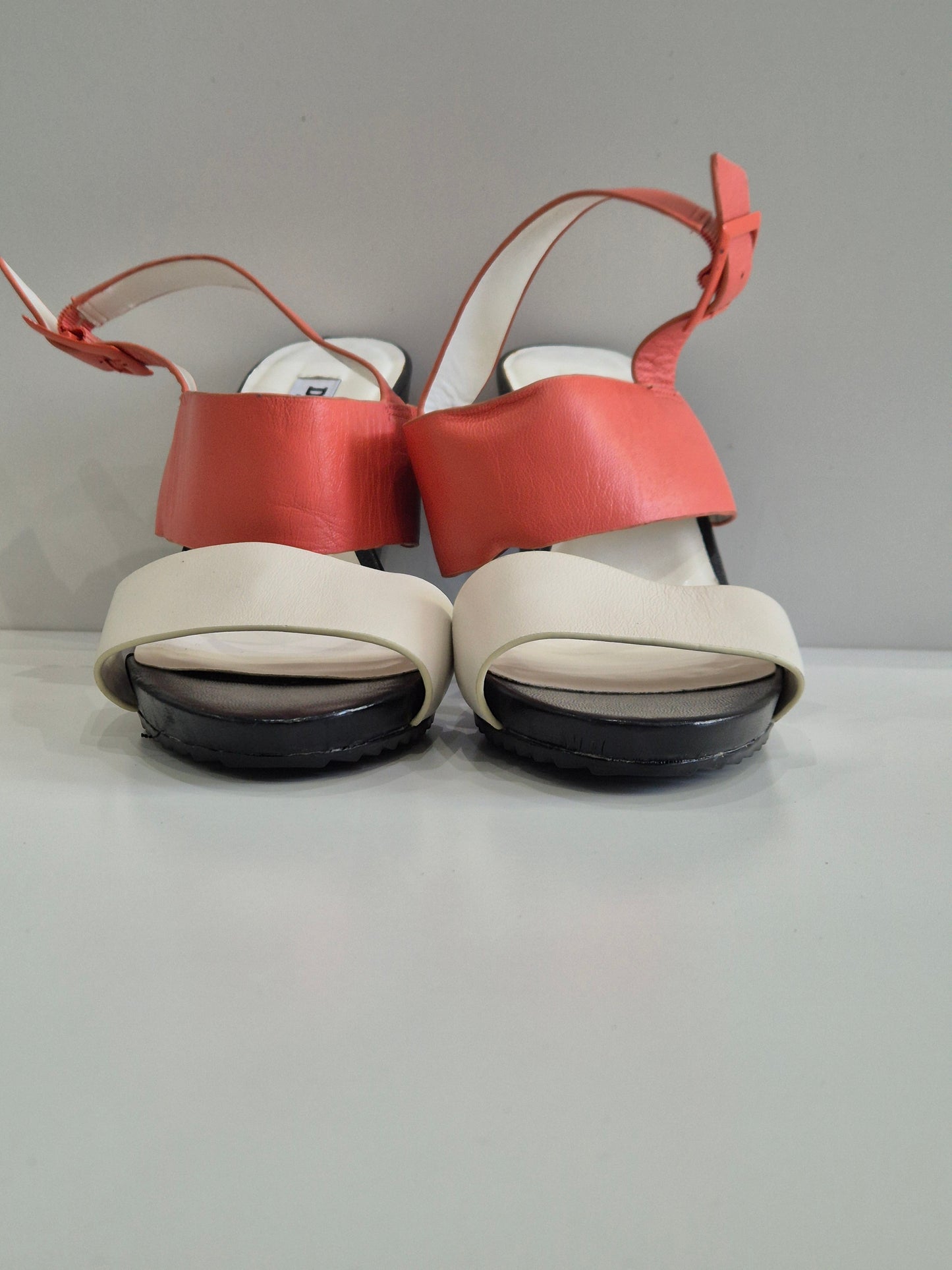 Dune Wedge heel