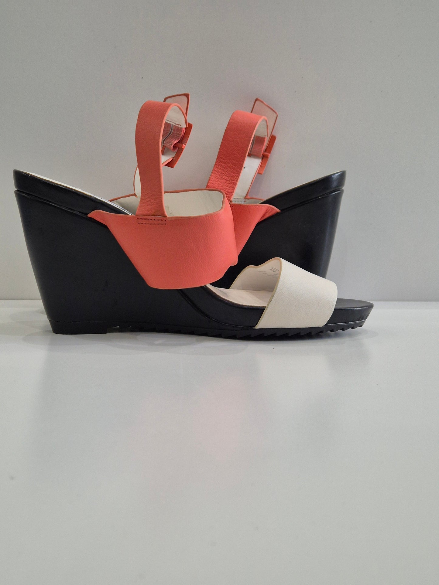 Dune Wedge heel