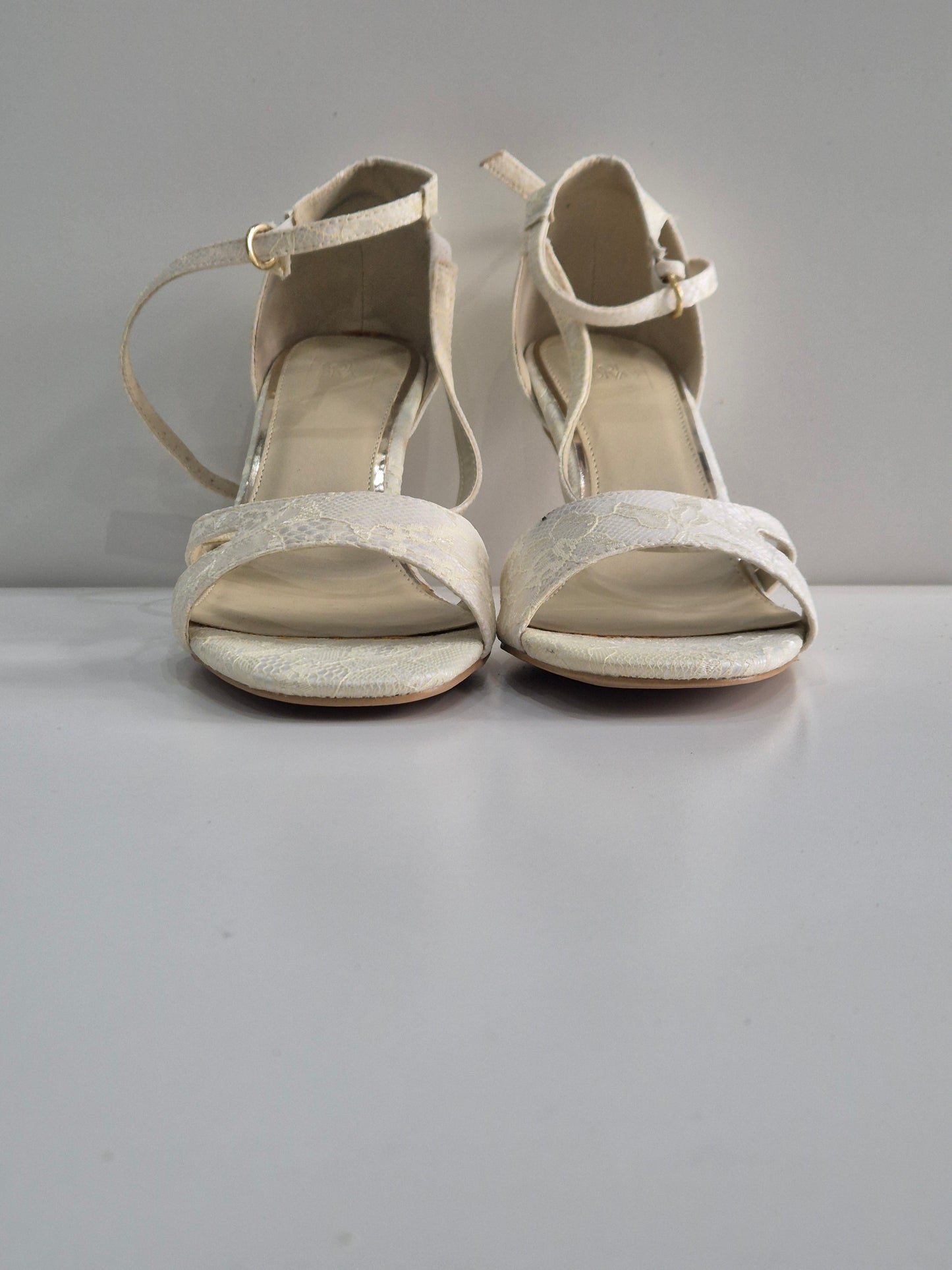 Sole DNA bridal heel