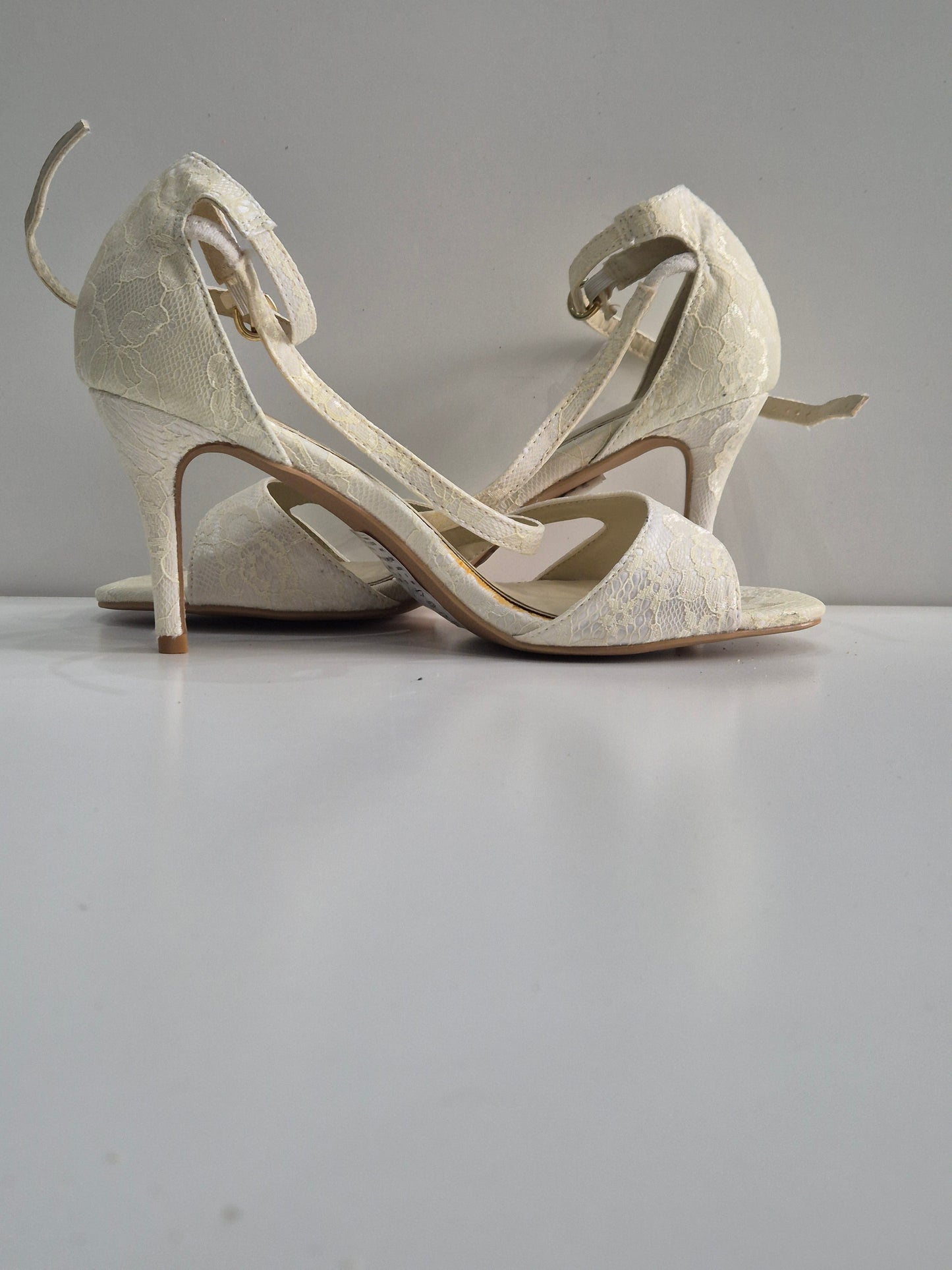 Sole DNA bridal heel