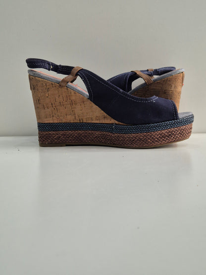 Wrangler wedge heel