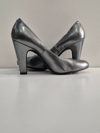 Kate Kuba Block heel