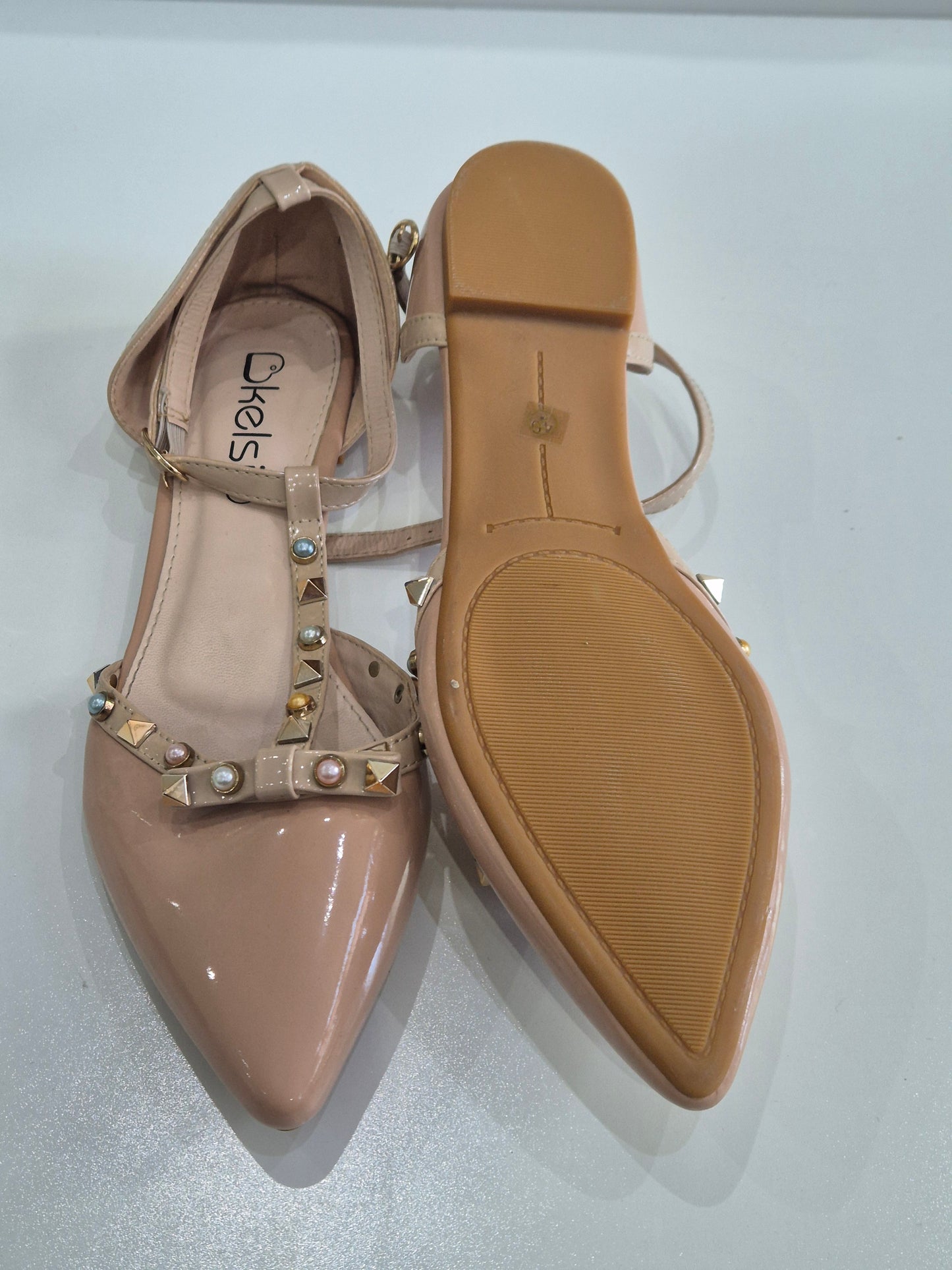 Kelsi Flat Shoes
