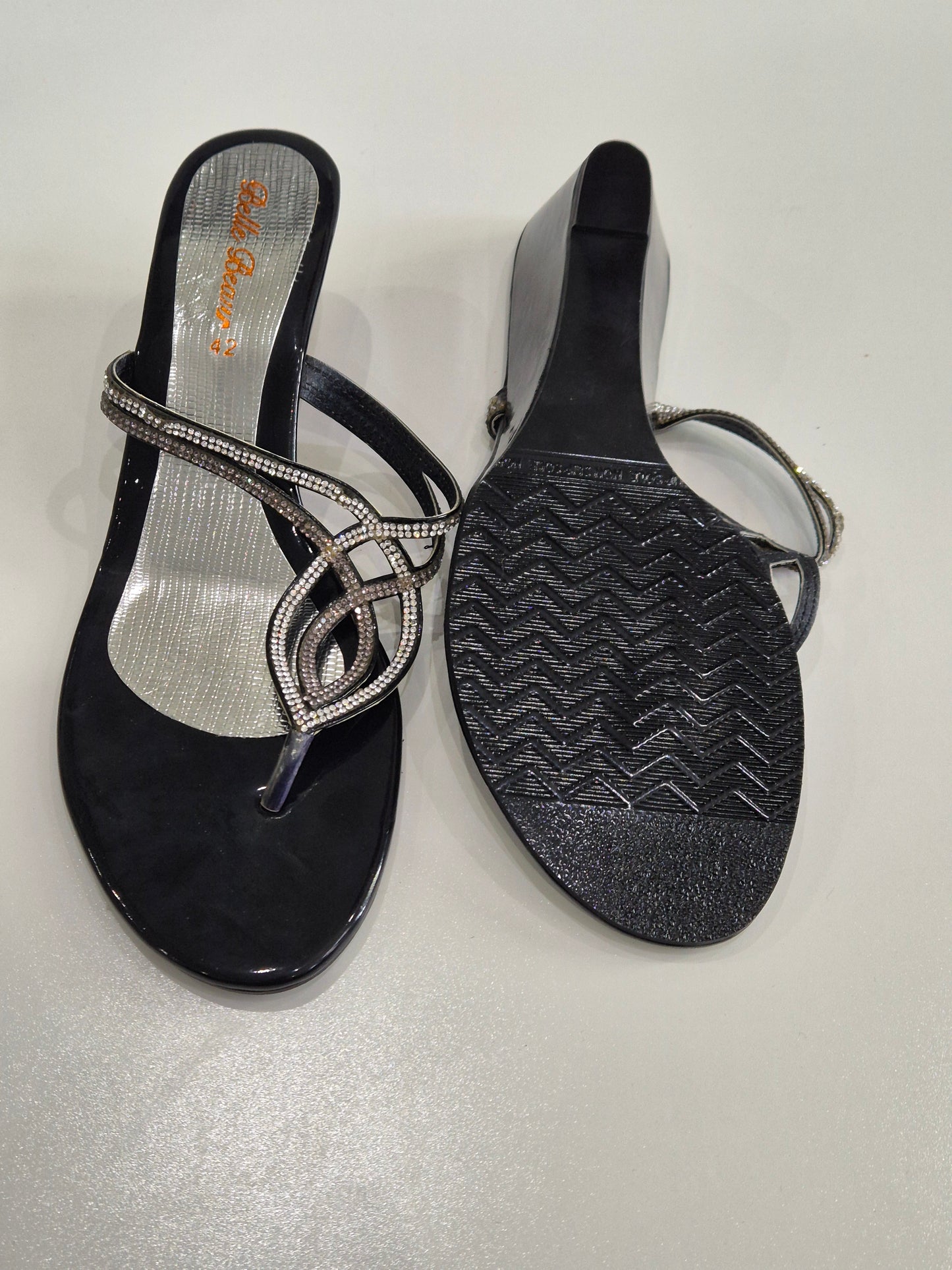 Belle Beaur wedge heel