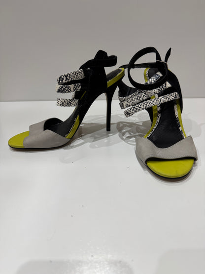 Office London bold heel