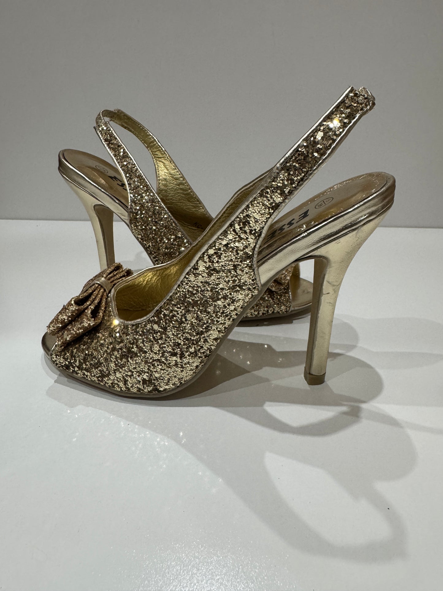 Essex Glam bold heel